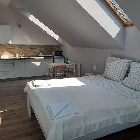 Praski Dom 3* Sienno