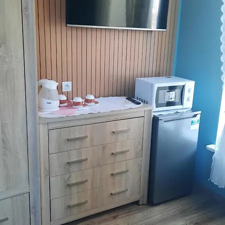 Praski Dom Bed & Breakfast 3*