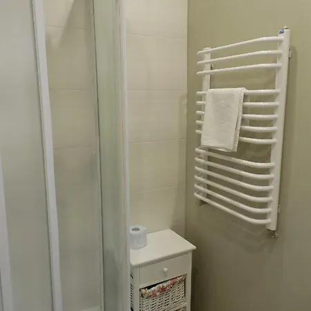 Praski Dom Nocleg ze śniadaniem